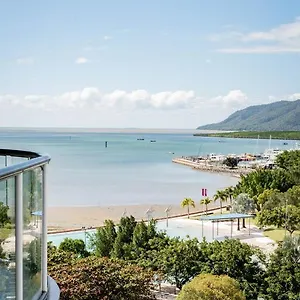 4* Апарт-отель Breakfree Royal Harbour
